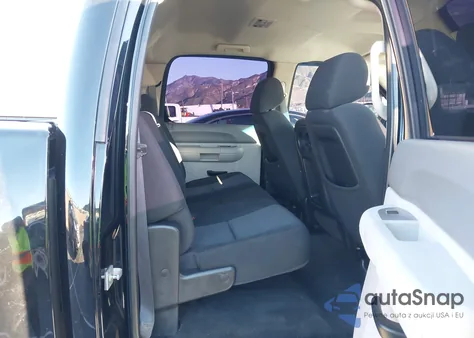 2011 Chevrolet Silverado 1500 Work Truck z USA, uszkodzony, nr VIN 3GCPCPE02BG311404